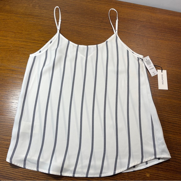 NWT | Babaton Everly V-Neck Tank Top - Picture 2 of 5